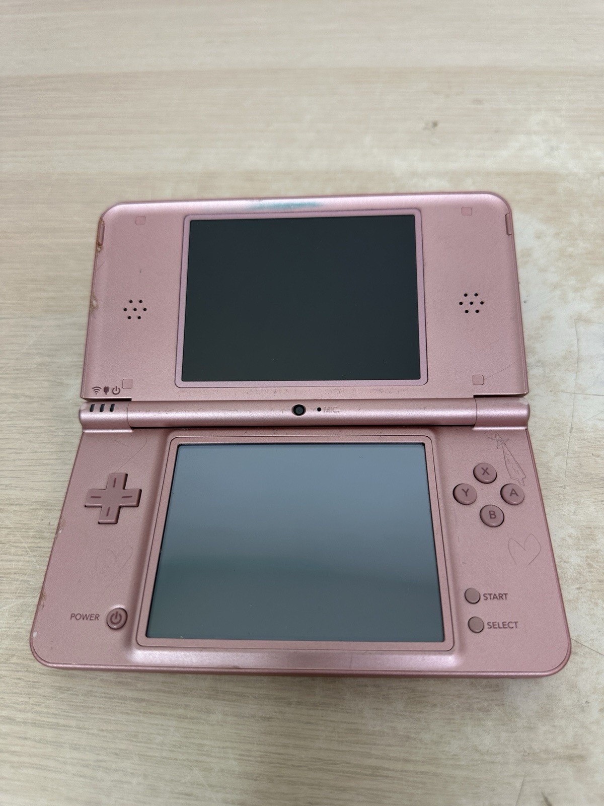 Nintendo DSi XL – Metallic Rose Pink w/ Charger & White Stylus – Tested & Works