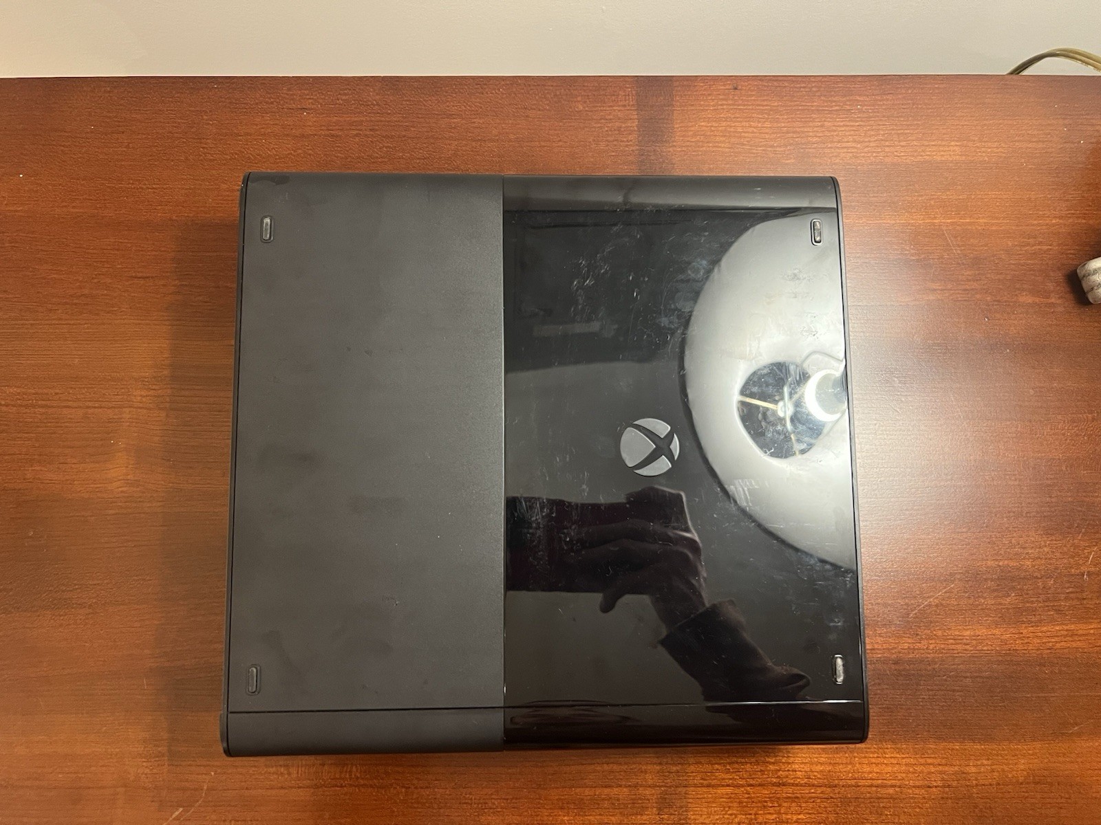 Xbox 360 E Model With 20 Games. Xbox 360 Console And Game Lot.