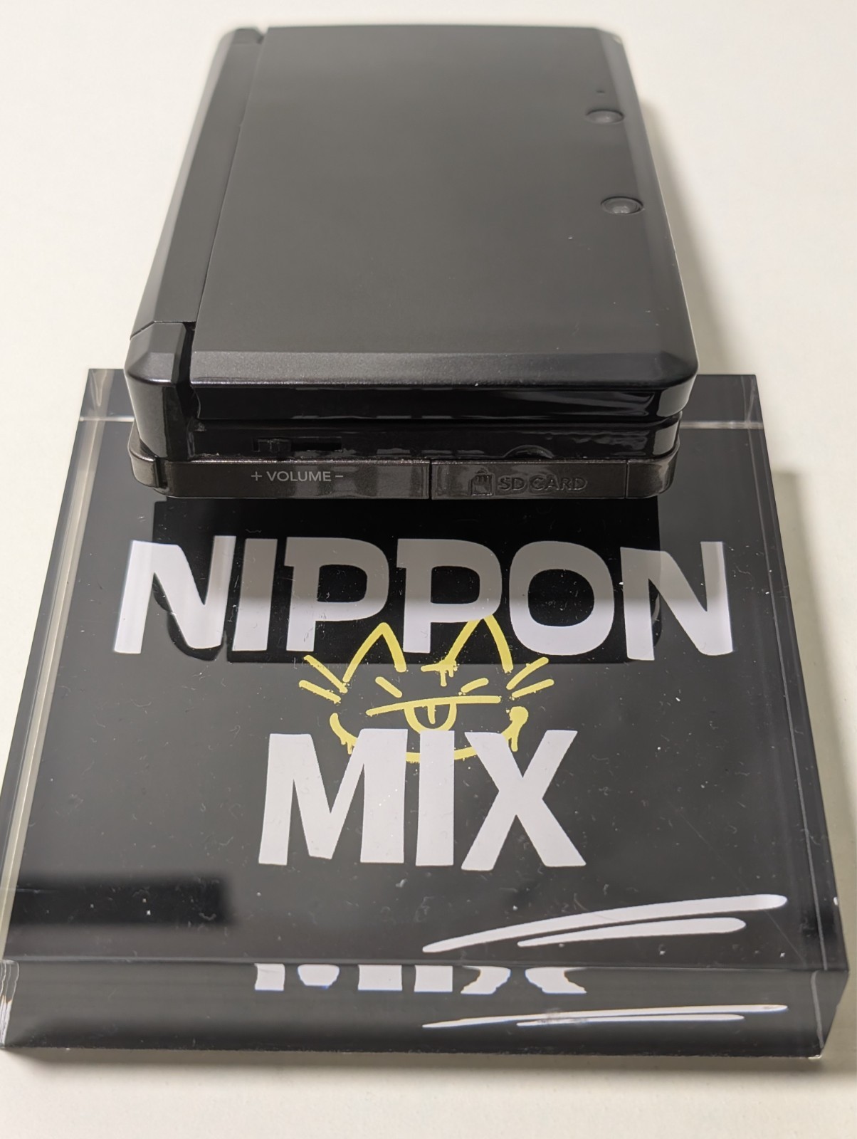 [ Ships in 1 Day ] Nintendo 3DS Cosmo Black Japan Ver. Good Condition w/charger